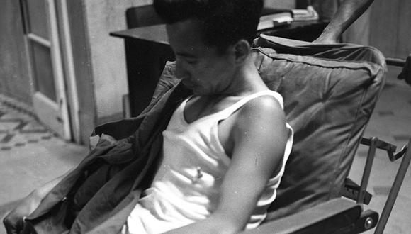 El 6 de enero de 1965, José Huertas fue hospitalizado de emergencia tras sufrir un accidente de tránsito en el Cercado de Lima. El muchacho tenía clavado, a pocos centímetros del corazón, su propio lapicero que portaba en el bolsillo de su camisa. (Foto: GEC Archivo Histórico)