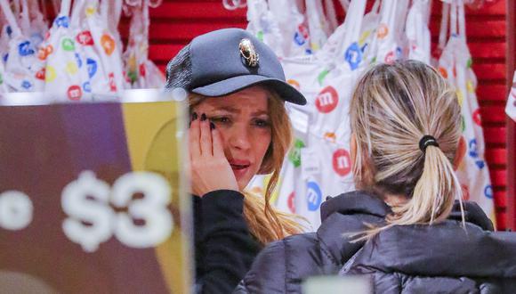Shakira fue captada llorando por paparazzi (foto: DAILY MAIL)