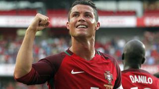 Portugal aplastó 7-0 a Estonia con doblete de Cristiano Ronaldo