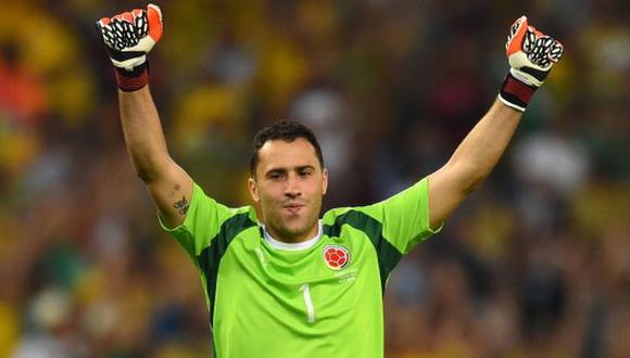 Arsene Wenger espera el fichaje del colombiano Ospina