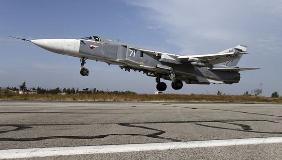 Un avión Sukhói de Rusia como el que se estrelló en Siria. (Reuters).