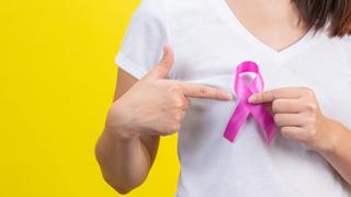 Día Internacional de la Mujer: ¿Qué tipos de cáncer son más comunes en ellas y cómo prevenirlos?