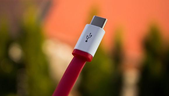 Adiós al cable Lightning: hoy entra en vigor la ley para el cargador único USB-C de la Unión Europea. (Foto: Pixabay)