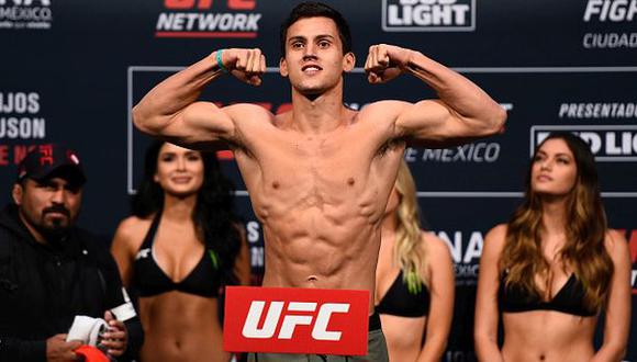 Peruano Claudio Puelles firmó contrato para pelear en la UFC