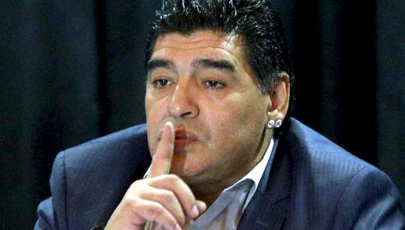 Diego Maradona: "Blatter se lleva 4 mil mlls. sin hacer nada"