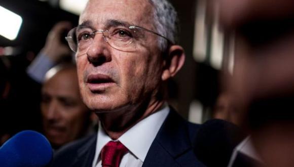 El exmandatario Álvaro Uribe, de 68 años y mentor político del actual presidente de Colombia, Iván Duque, es acusado de fraude procesal y soborno. (Foto: Getty Images)