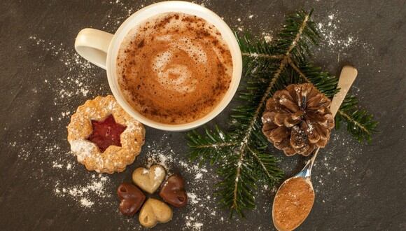 El chocolate caliente se puede disfrutar con panetón, galletas de jengibre o roscón de Reyes. (Foto: Sabrina Ripke / Pixabay)
