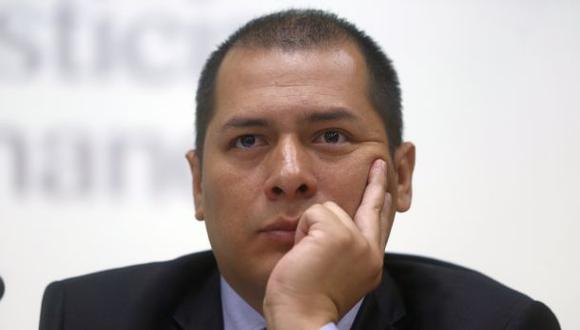 Christian Salas supo por "El Peruano" que ya no era procurador