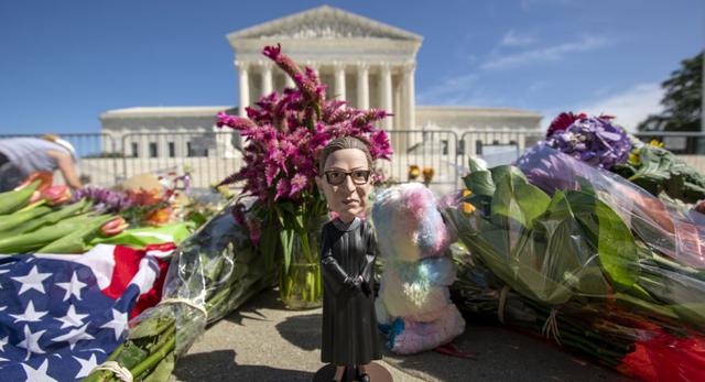 Ruth Bader Ginsburg murió el 18 de septiembre, abriendo una vacante crucial en el Tribunal Supremo que se espera desencadene una política batalla en la cima de la campaña presidencial de Estados Unidos. (Foto: Jose Luis Magana / AFP).
