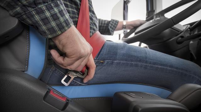 Según la OMS, el uso del cinturón reduce el riesgo de consecuencias fatales hasta en un 50%.
