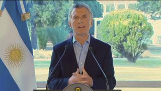 Macri pide disculpas y anuncia ayudas salariales tras revés electoral