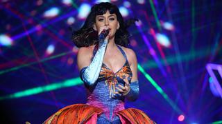 Katy Perry no es una buena conductora de segway [VIDEO]