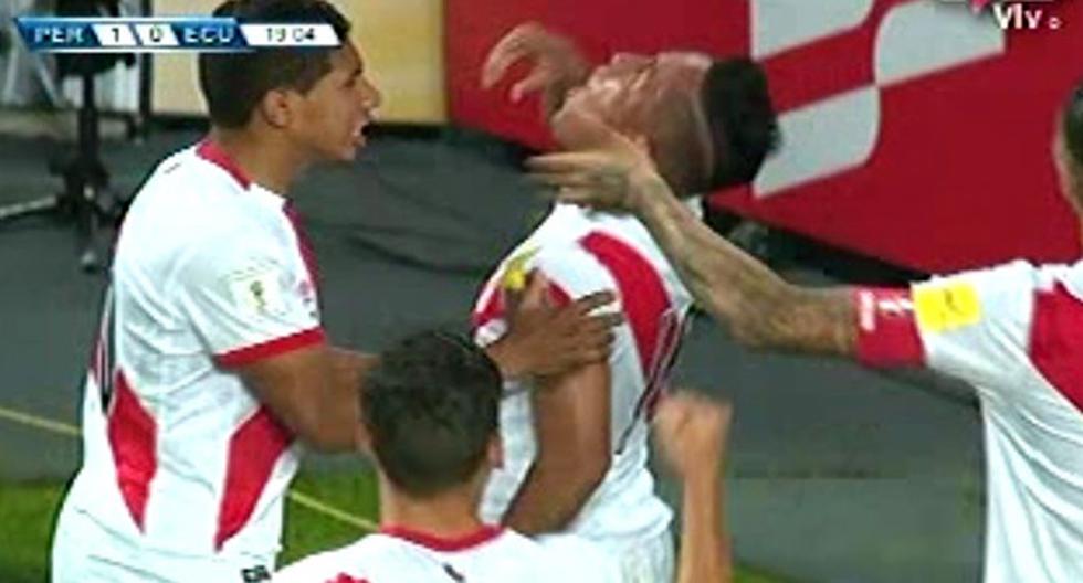Perú abre la cuenta ante Ecuador por este gol de Christian Cueva. (Foto: captura)
