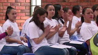 Curso de paz para ex guerrilleras colombianas [VIDEO]