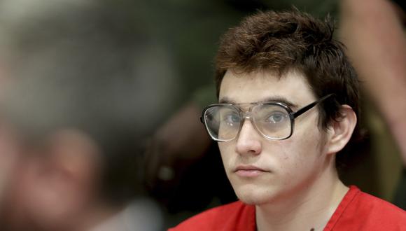 La oficina del fiscal general del condado de Broward difundió una serie de cartas escritas por Nikolas Cruz para una mujer. En ellas habla de casarse, tener hijos y sobre su posible sentencia a muerte. (AP)