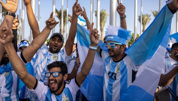 Argentinos que residen en Perú vivirán la fiesta deportiva en restaurantes, bares y sus hogares para alentar a su selección. Foto: AFP