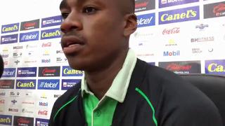 Jugador de Santos Laguna casi empieza a llorar en conferencia de prensa tras recibir insultos racistas | VIDEO
