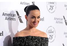Katy Perry se realizó radical cambio de look 