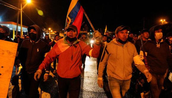 Indígenas provenientes de otras comunidades llegan a Quito luego de las protestas contra las políticas económicas y ambientales del presidente de Ecuador, Guillermo Lasso, en Quito, Ecuador.