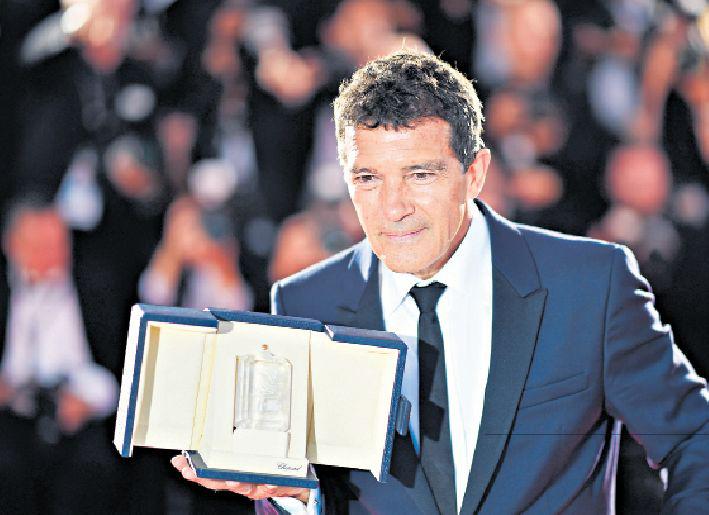 En mayo último, Banderas ganó el premio al mejor actor en el Festival de Cine de Cannes.