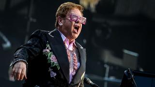 Elton John pospone su próxima gira europea a 2023 por problemas de salud 