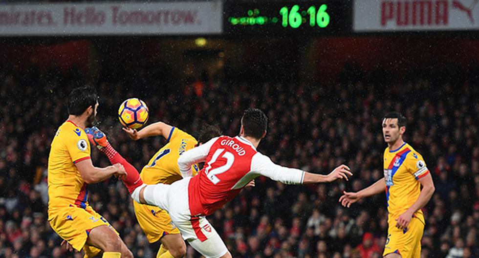 El golazo de Oliver Giroud fue el primero de la victoria por 2-0 del Arsenal sobre el Crystal Palace. (Foto: Getty Images)