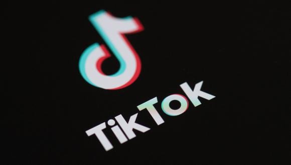 TikTok está disponible en dispositivos móviles y en PC.
