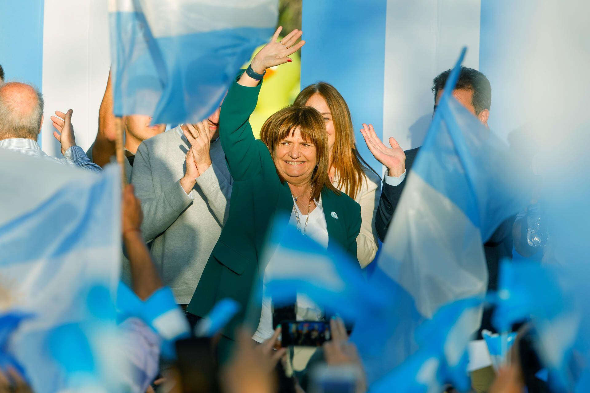La candidata de la coalición Juntos por el Cambio (centroderecha), Patricia Bullrich. (EFE/Juan Ignacio Roncoroni).