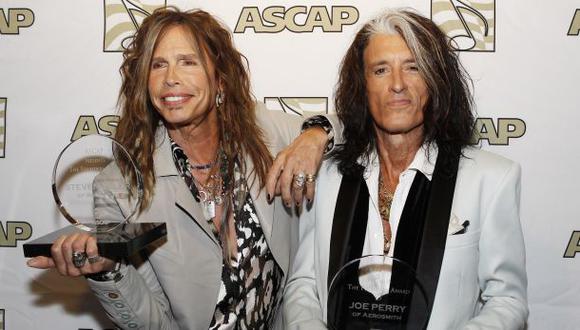 Joe Perry, guitarrista de Aerosmith, hospitalizado tras caída