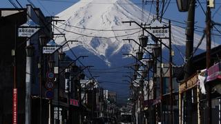 Japón cierra el monte Fuji durante el verano por la pandemia del nuevo coronavirus