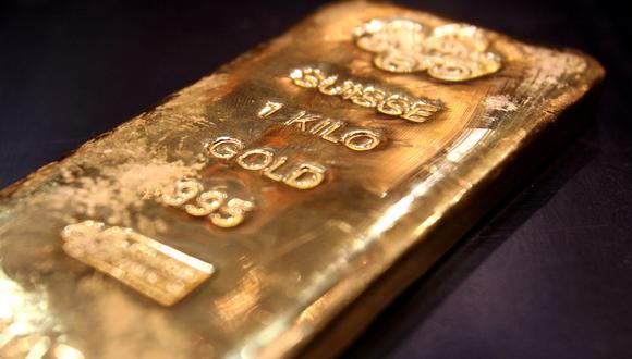 El oro también se veía presionado por el dólar, que rondaba máximos de dos meses en la sesión. (Foto: Reuters)