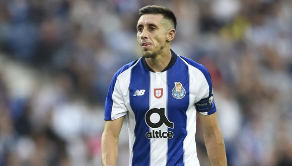 Las oficinas administrativas del Milan estarían negociando con Héctor Herrera para que llegue libre al Milan a mitad de junio. El volante azteca, actualmente, milita en el Porto de la Liga NOS. (Foto: AP)