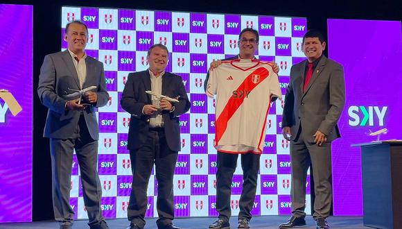 SKY es el nuevo patrocinador de la selección peruana de fútbol. (Foto: Turiweb/Twitter)