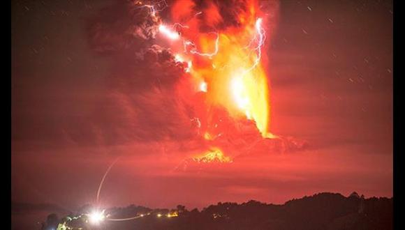 Chile: El volcán Calbuco erupciona por segunda vez