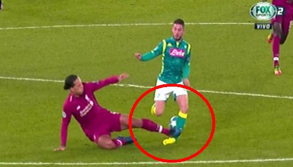Liverpool vs. Napoli EN VIVO: Van Dijk cometió criminal falta contra Mertens | VIDEO. (Foto: FOX Sports 2)