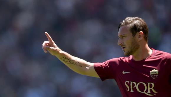 Totti debutó profesionalmente en la Roma en 1993 a los 16 años. (Foto: AFP)