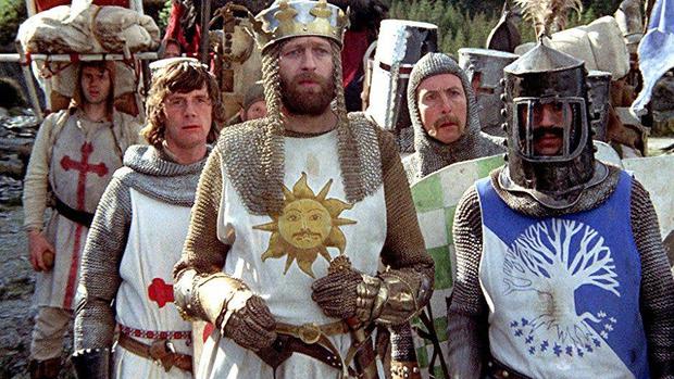 Escena de la cinta "Monty Python and the Holy Grail". Foto: EMI Films