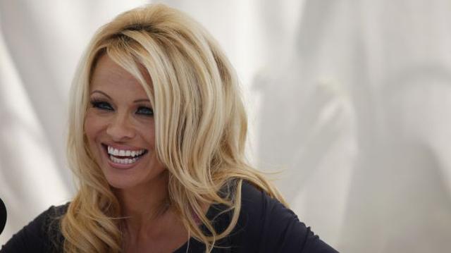 Pamela Anderson sorprendió a fans con esta nueva apariencia - 1