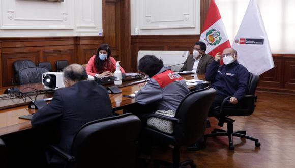 La reunión virtual entre el Ejecutivo y los presidentes de los partidos políticos duró tres horas. (Foto: PCM)