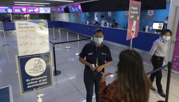 Las salas de cine operan con un aforo de 40% y 50% en las provincias con alerta sanitaria nivel alto o moderado, respectivamente. (Foto: Renzo Salazar / GEC)