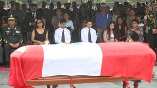 Mayor PNP Felipe Andrade Arroyo fue enterrado con honores