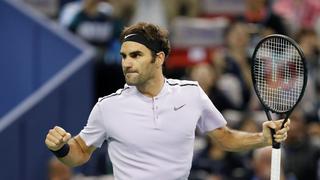 Federer derrotó 2-1 a Del Potro y jugará final del Masters de Shanghái