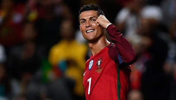 Cristiano Ronaldo fue captado por las cámaras entrenando alejado del grupo de la selección de Portugal. El astro luso se prepara de esta manera para los últimos duelos de Eliminatorias europeas. (Foto: AFP)