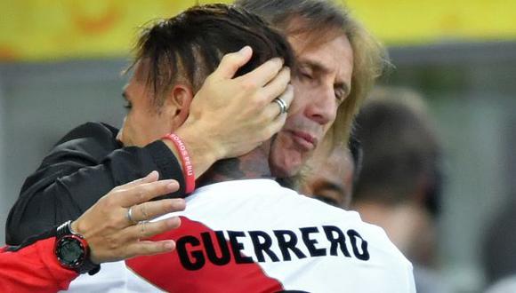 Paolo Guerrero liderará el ataque de la selección peruana ante Uruguay. (Foto: AFP)