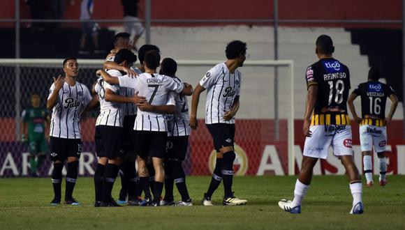 Tras el 1-1 de la ida, Libertad demostró ser más contundente y goleó 5-1 a The Strongest en Asunción. (Foto: AFP)