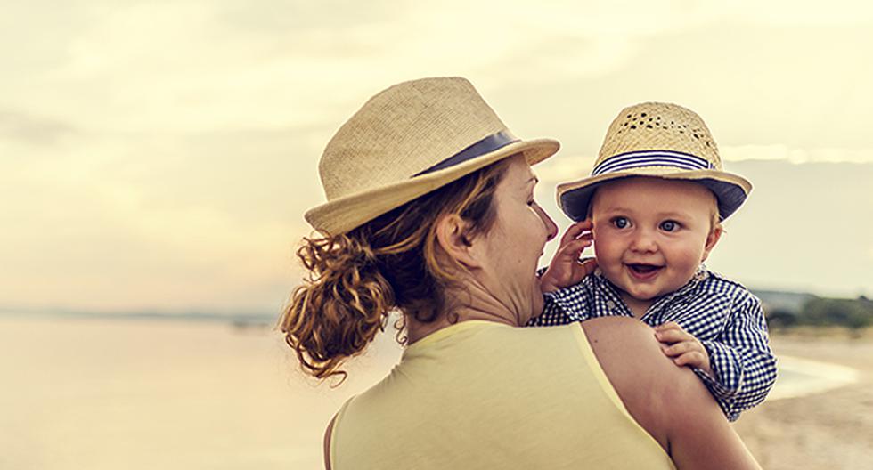 Sigue estos consejos para proteger a tu bebé en el verano. (Foto: IStock)