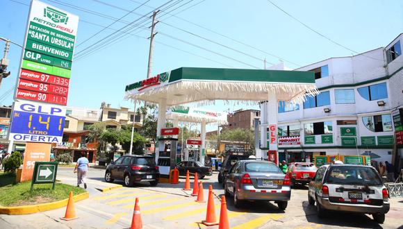 Petro-Perú señaló que tiene como prioridad abastecer la demanda de combustibles en todo el país. (Foto: GEC)