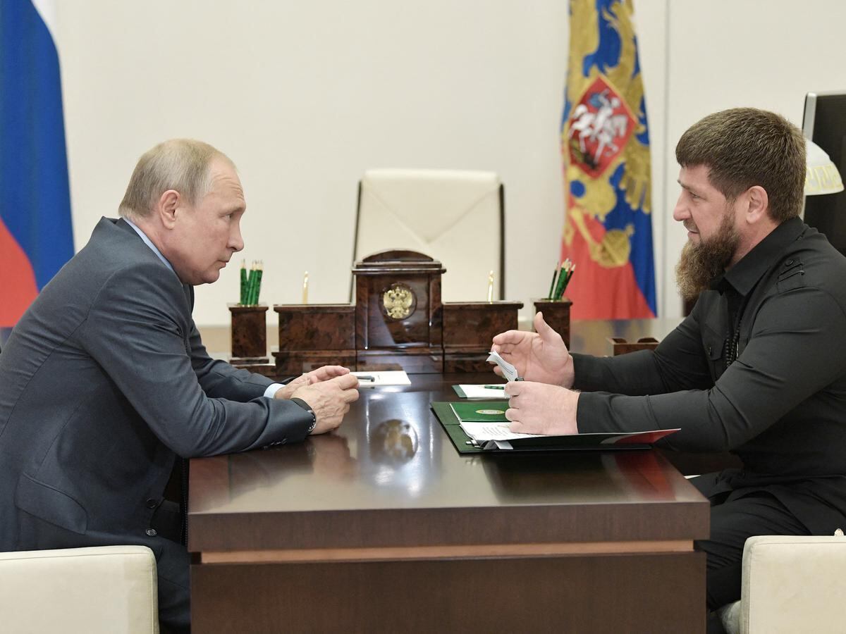 Líder checheno pró-Putin pede que Rússia use armas nucleares de 'baixa  potência' na Ucrânia