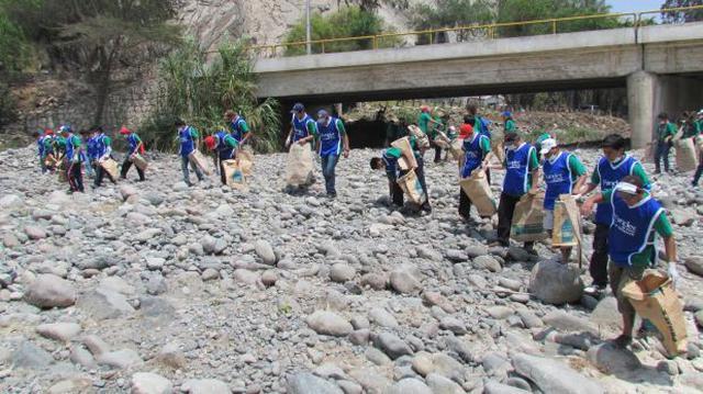 Realizaron campaña de limpieza del río Lurín  - 2