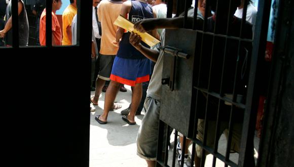 El incremento de la población venezolana en las cárceles se da en solo un año. Fueron detenidos por robos y tráfico de drogas (Foto: Archivo El Comercio)